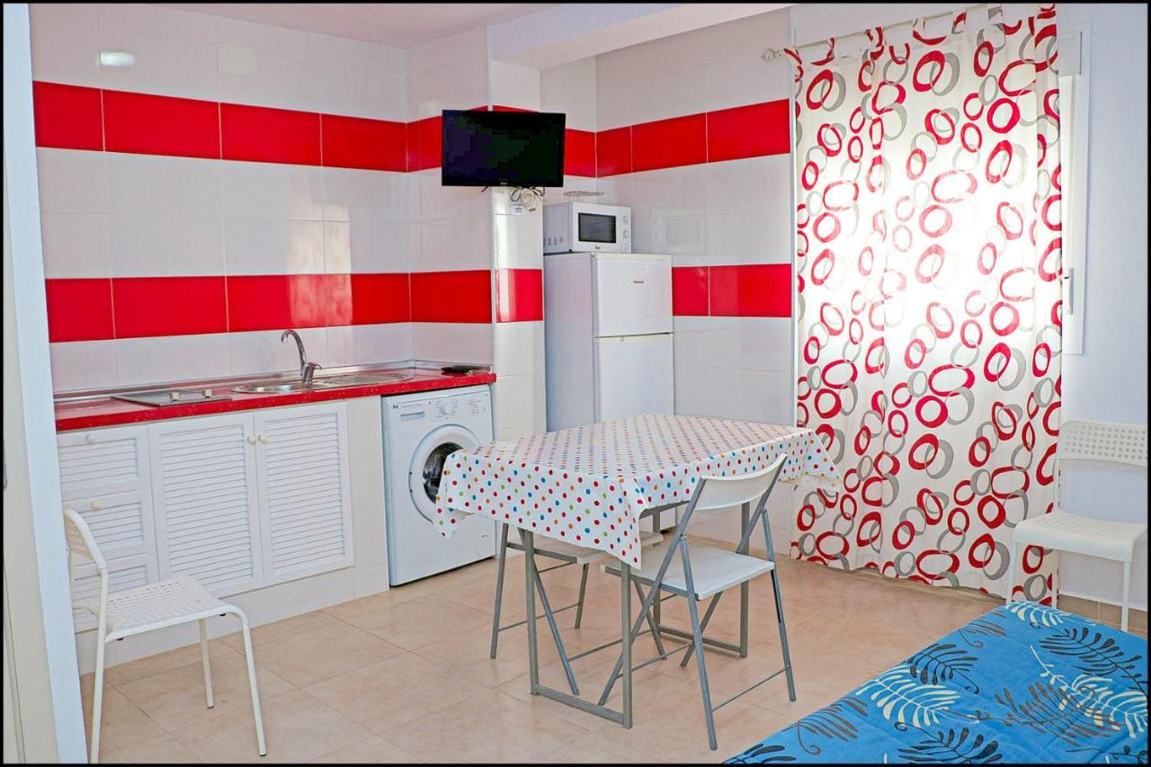 Apartamento Con Wifi En El Centro Conil De La Frontera Dış mekan fotoğraf